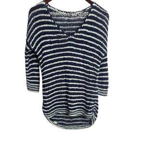 TART‎ Long Sleeve Ocean V-Neck Shirt Size Small